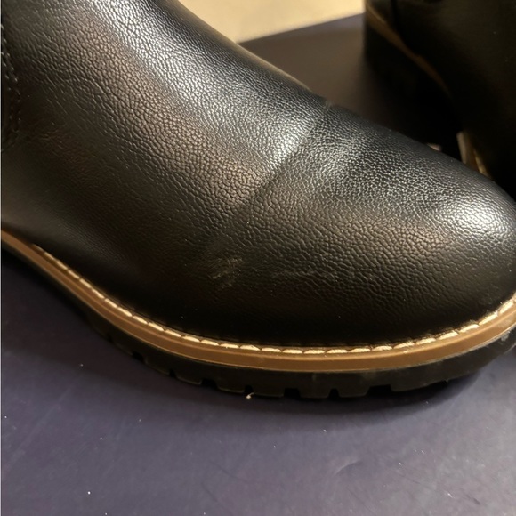Black Nautica boots with faux fur/sherpa inside; very warm and comfortable - Picture 9 of 15
